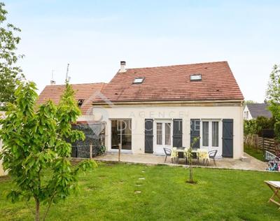 Maison - 138 m² - 8 pièces