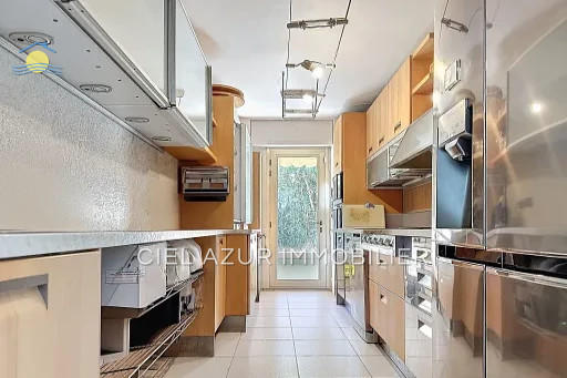 Appartement - 116 m² - 4 pièces