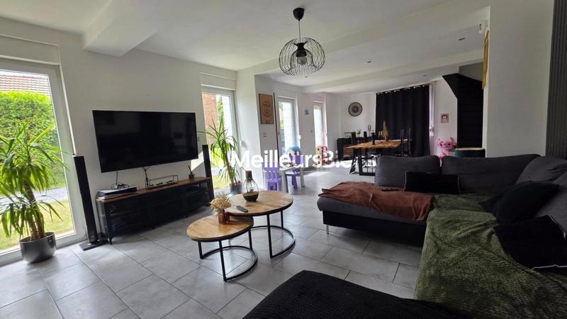 Maison - 140 m² - 5 pièces