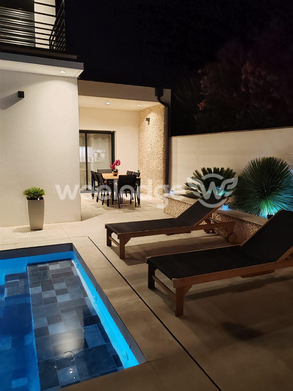 Maison contemporaine - 197 m² - 6 pièces