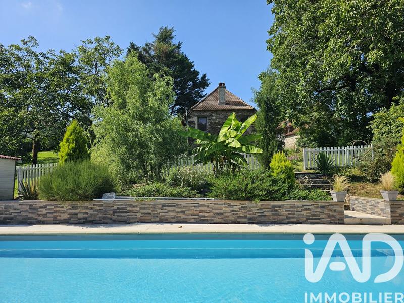 Maison - 140 m² - 6 pièces