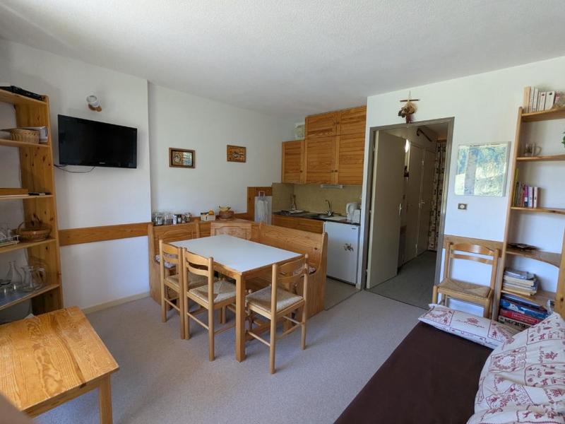 Studio - 30 m² - 1 pièce