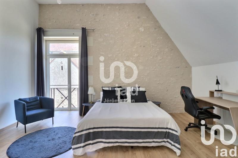 Maison - 470 m² - 10 pièces