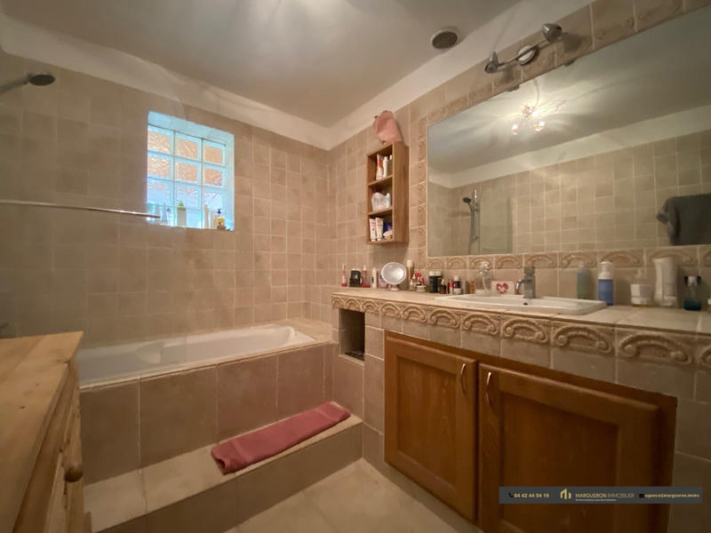 Villa - 130 m² - 6 pièces