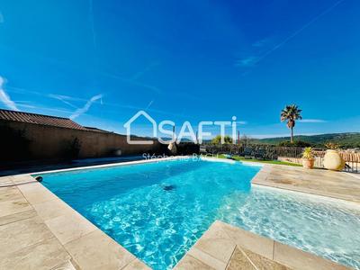 Villa - 212 m² - 9 pièces