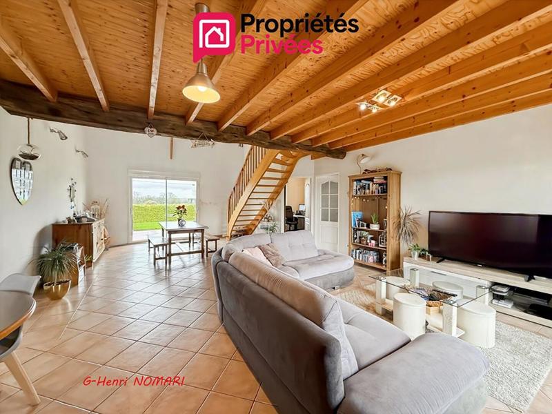 Maison - 176 m² - 9 pièces