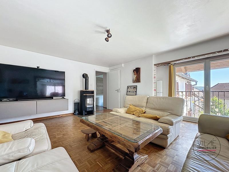 Maison - 177 m² - 8 pièces