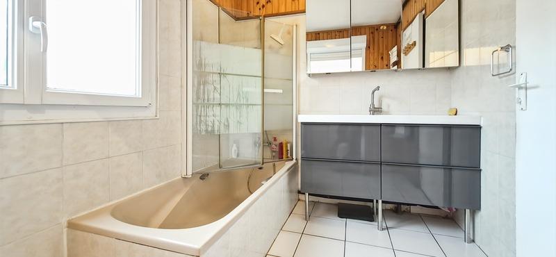 Appartement - 80 m² - 5 pièces