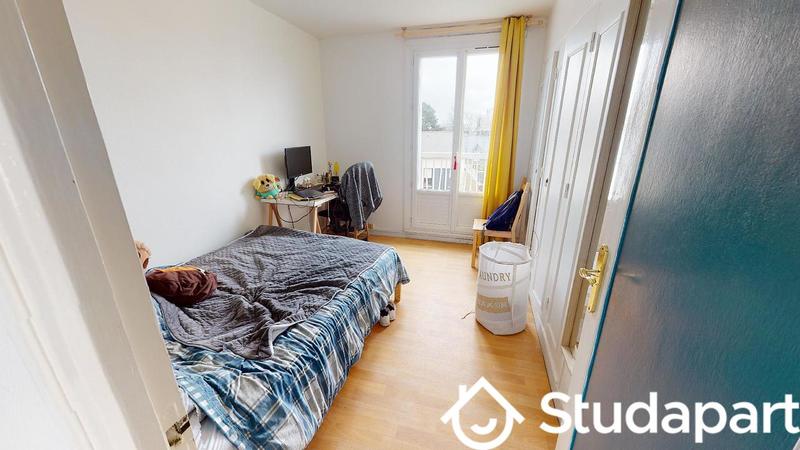 Chambre - 11 m² - 1 pièce