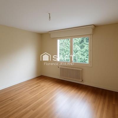 Maison - 150 m² - 7 pièces