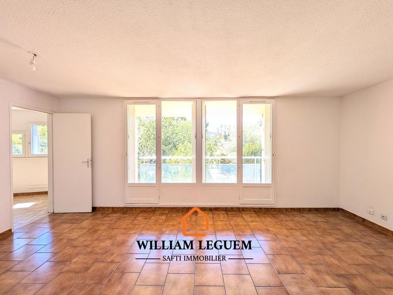 Appartement - 81 m² - 4 pièces