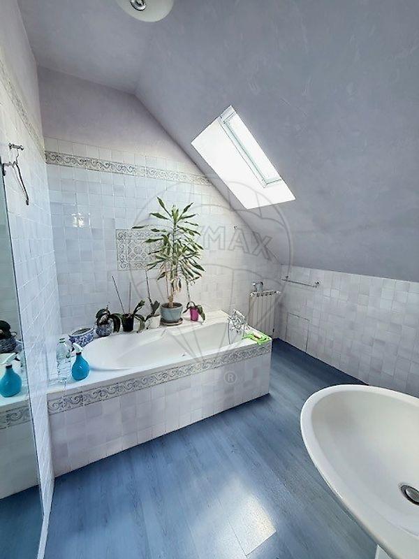 Longère - 245 m² - 6 pièces