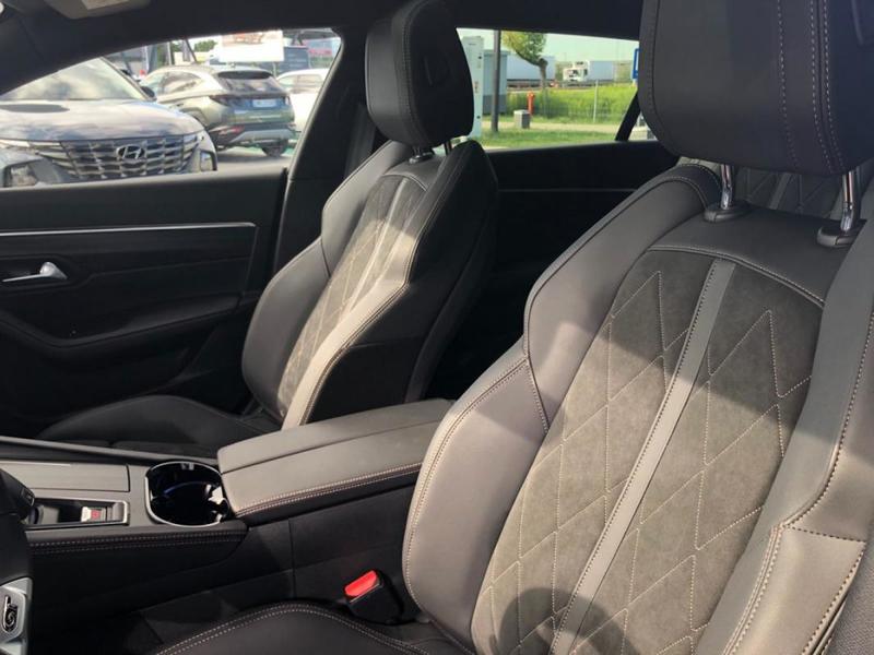 Peugeot 508 Sw Blue hdi 130 cv Gt pack Eat 8