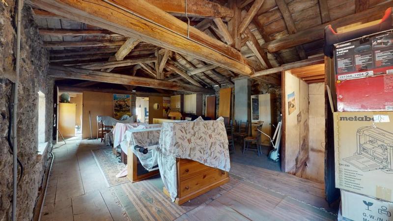 Maison - 240 m² - 5 pièces