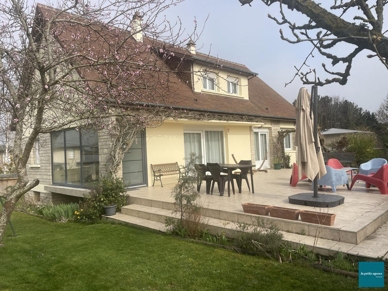 Maison - 160 m² - 6 pièces