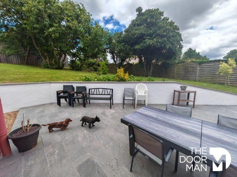 Propriété - 700 m² - 23 pièces