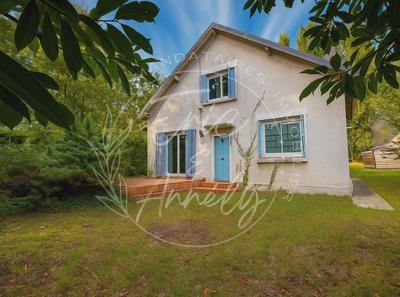 Maison - 200 m² - 7 pièces