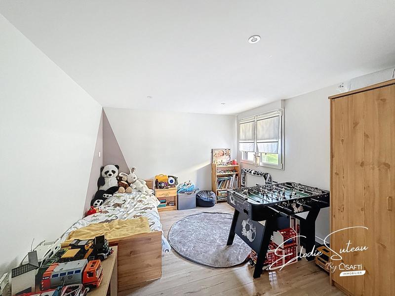 Maison - 144 m² - 7 pièces