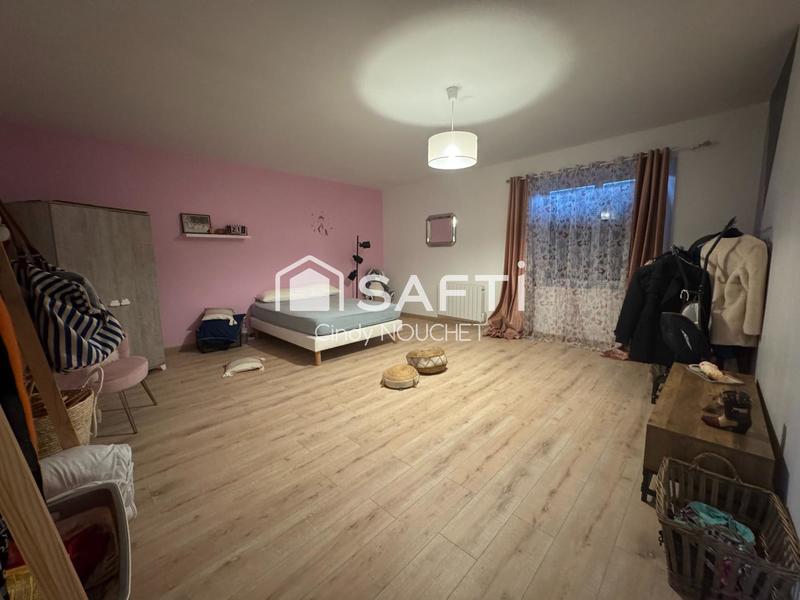 Maison - 222 m² - 6 pièces