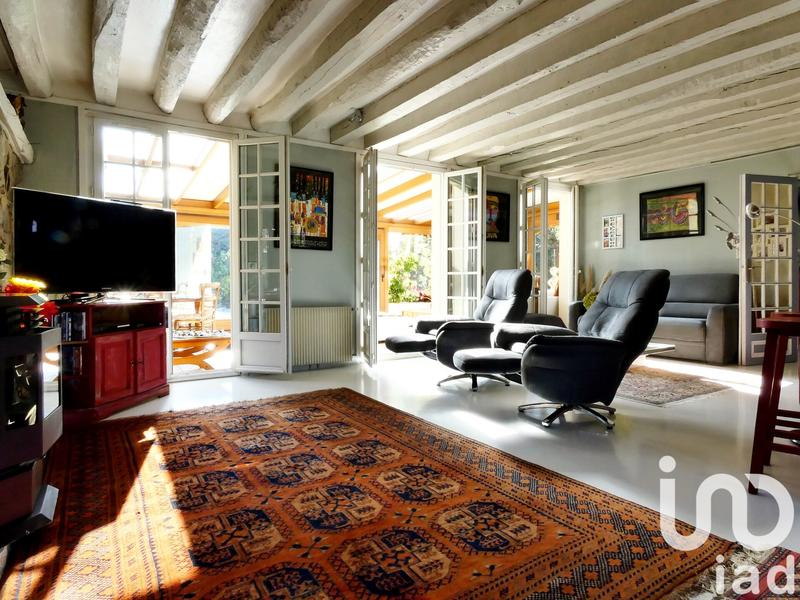 Maison - 203 m² - 9 pièces