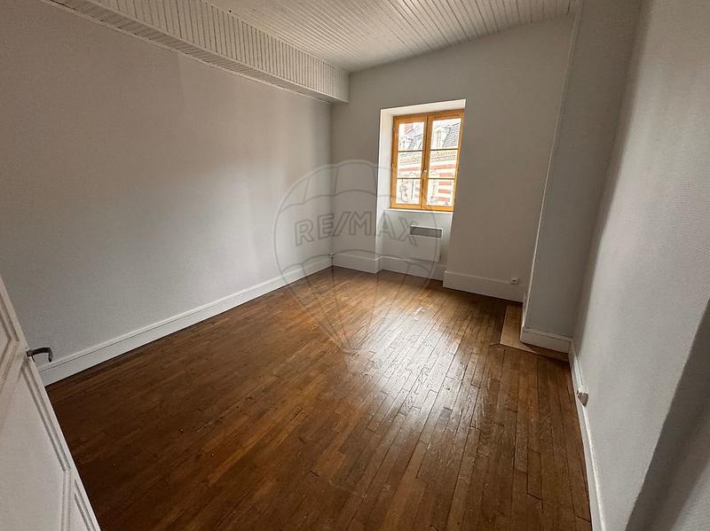 Immeuble - 200 m² - 7 pièces