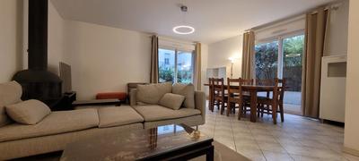 Maison de ville - 136 m² - 5 pièces