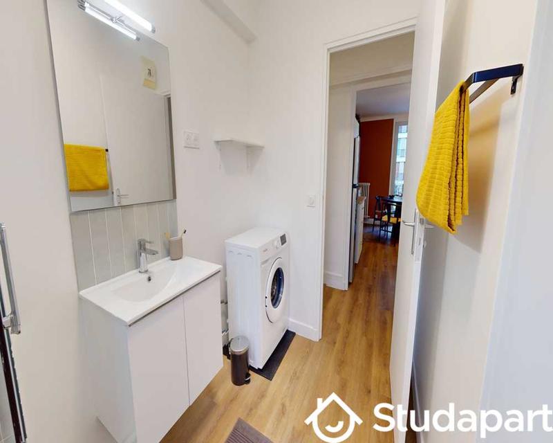 Chambre - 110 m² - 1 pièce