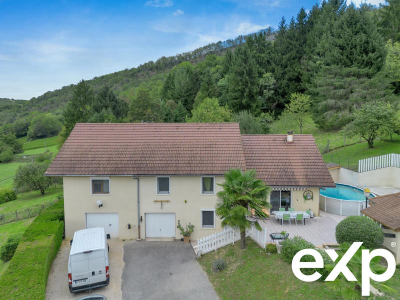 Maison - 167 m² - 6 pièces