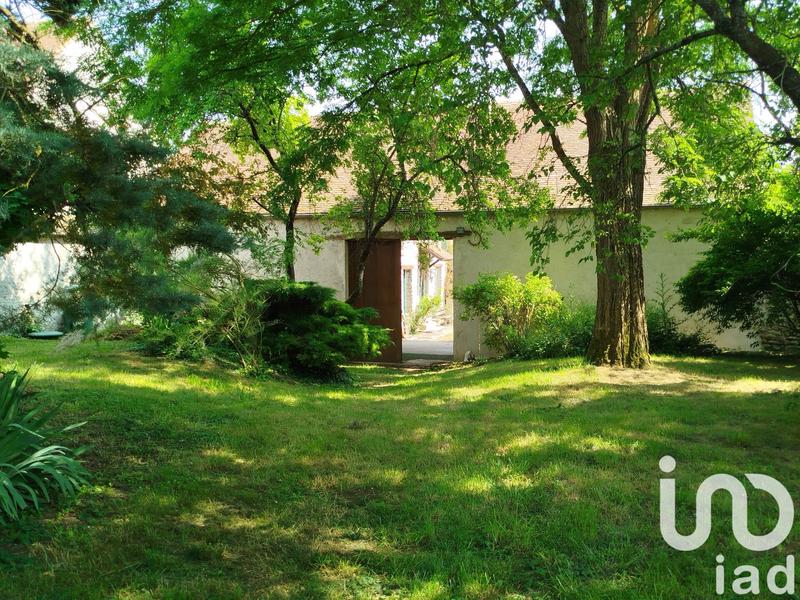 Maison - 304 m² - 12 pièces