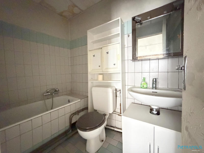 Appartement - 93 m² - 4 pièces