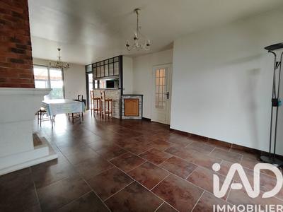 Maison - 111 m² - 6 pièces