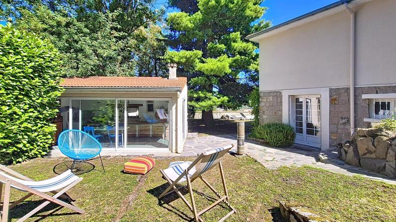 Maison - 100 m² - 5 pièces