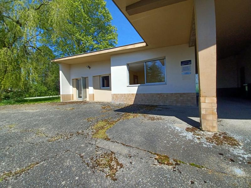 Local d'activités - 66 m² - 5 pièces