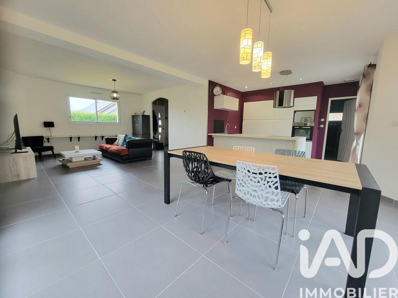 Maison - 120 m² - 5 pièces