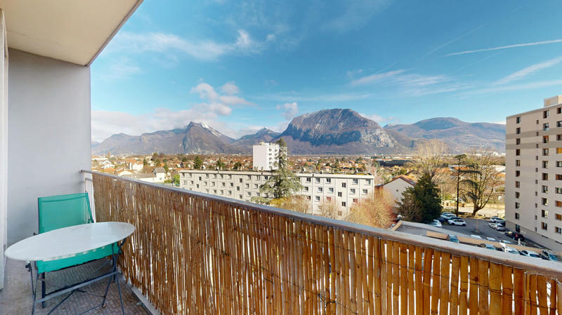 Appartement - 75 m² - 4 pièces