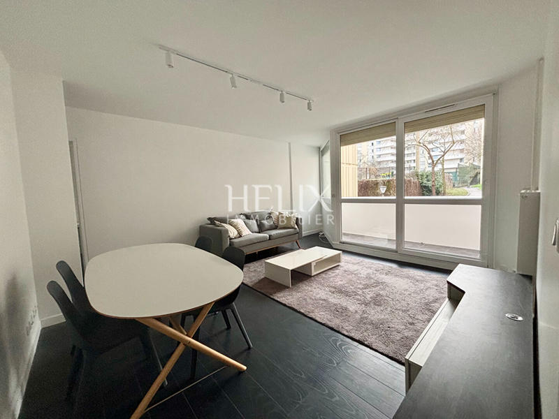 Appartement - 98 m² - 5 pièces