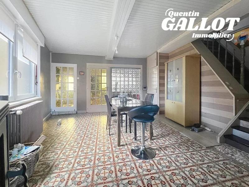 Maison - 183 m² - 6 pièces