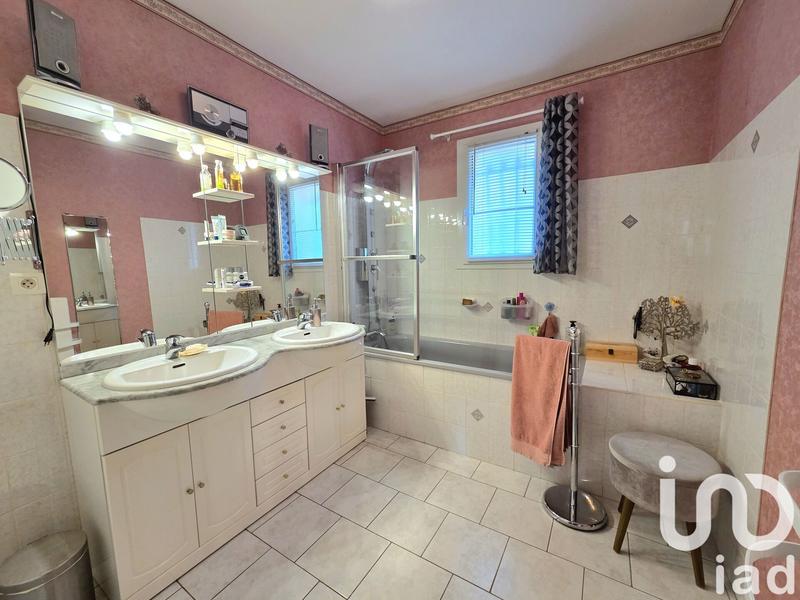 Maison - 190 m² - 4 pièces