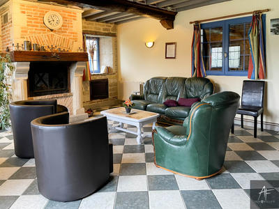 Maison - 210 m² - 8 pièces