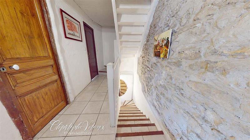 Maison - 167 m² - 6 pièces