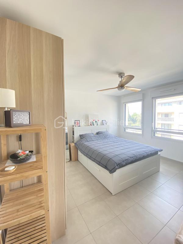 Appartement - 98 m² - 4 pièces