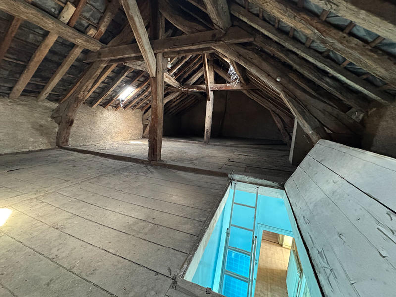 Maison - 145 m² - 8 pièces