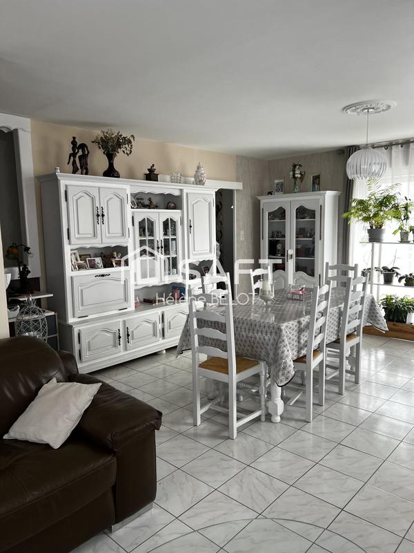 Maison - 100 m² - 5 pièces