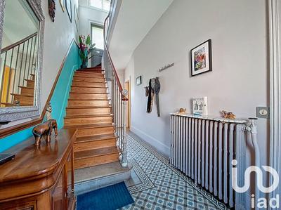 Maison - 206 m² - 8 pièces