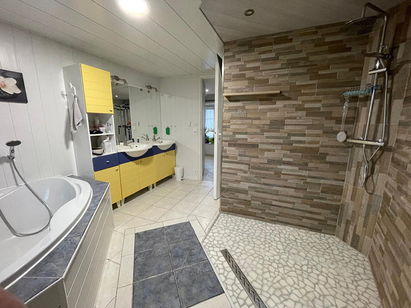 Maison - 173 m² - 6 pièces