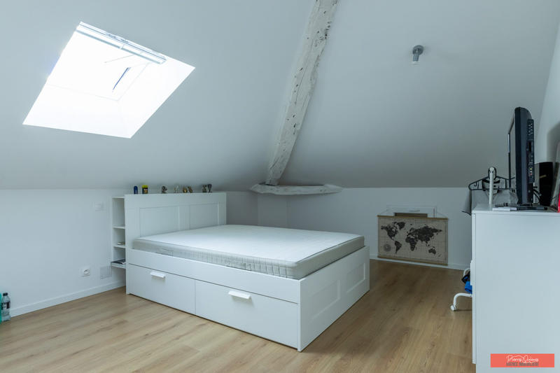 Appartement - 120 m² - 5 pièces