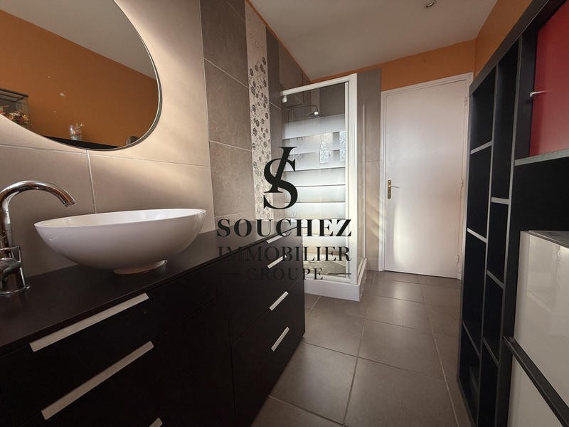 Maison - 105 m² - 6 pièces