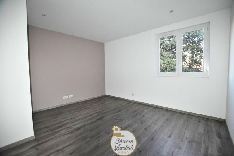 Villa - 275 m² - 9 pièces