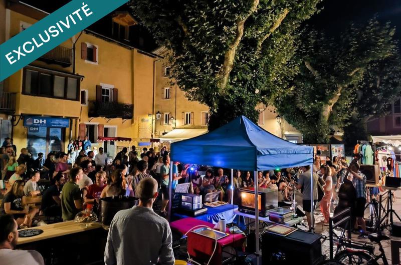 Local commercial - 45 m² - 2 pièces