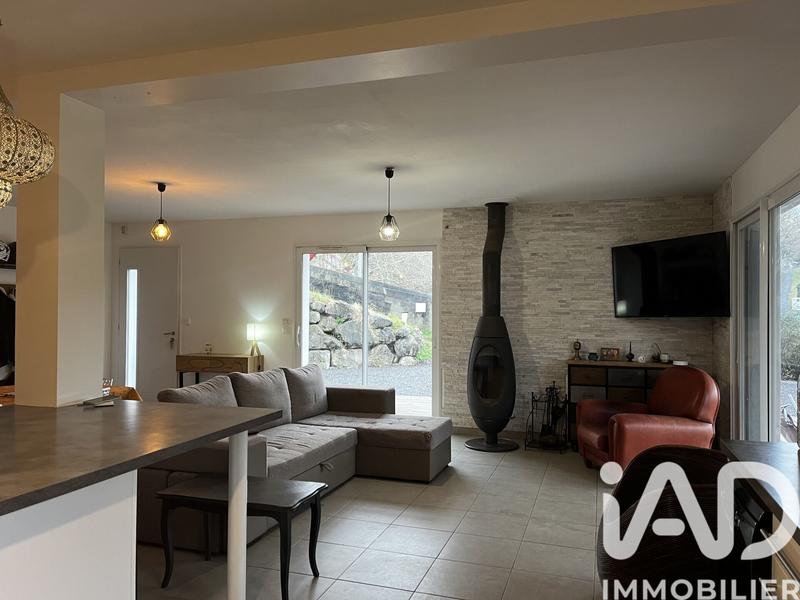 Maison - 135 m² - 5 pièces